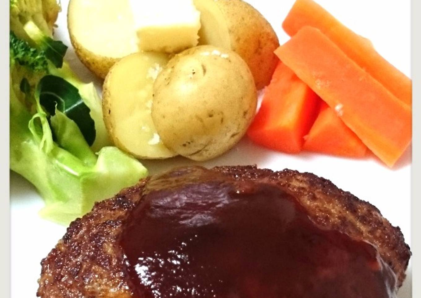 Japanese hamburg steak (hanbagu)