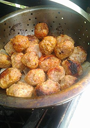 A picture of Smoked Italian meatballs.