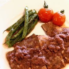 A picture of Chaliapin Pork Steak.