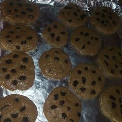 A picture of Raisins cookies.