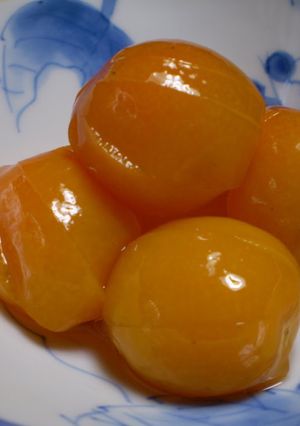 A picture of Candied kumquats.