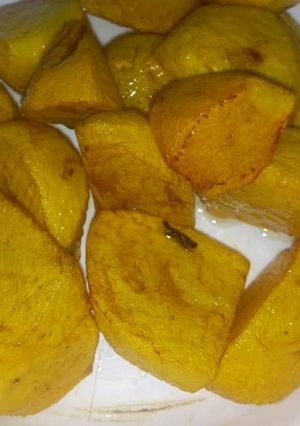 A picture of Fried potatoes.