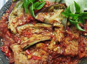Foto resep Terong dan Tempe Penyet Sambal Terasi