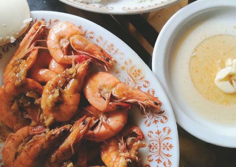 Recipe: Appetizing Garlic Butter Shrimp