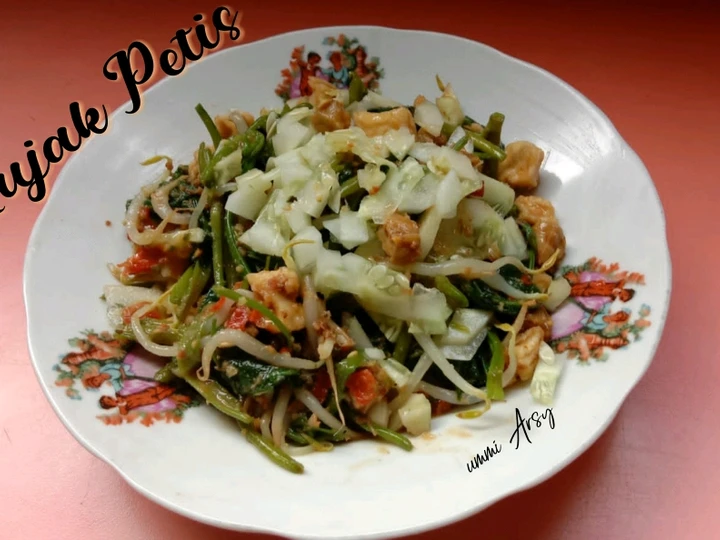 Langkah Mudah untuk Membuat Resep Rujak Petis (Madiun) yang Bikin Ngiler Anti Ribet, Bisa Manjain Lidah