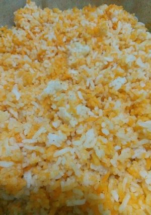 A picture of Coloured white rice.