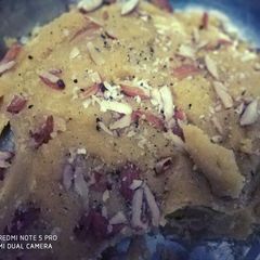 A picture of Mung halwa.