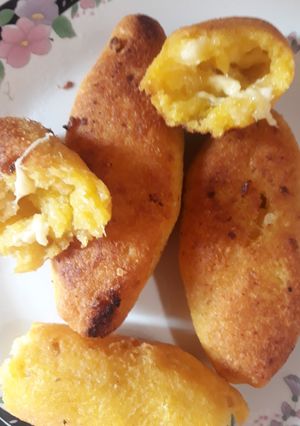 Una foto de Muchines de yuca