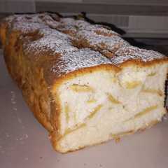 Foto di Plumcake albumi e mele
