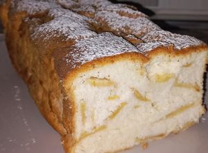 Foto di Plumcake albumi e mele