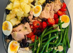 Une photo de Salade niçoise, Souvenir de Sienne
