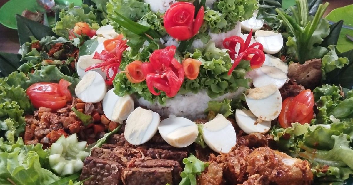 Tumpeng Nasi Liwet