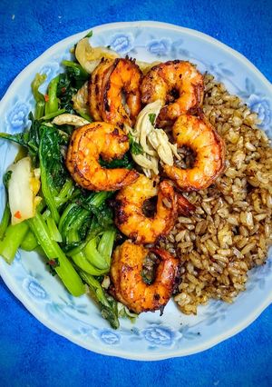 Hình của món Cơm trưa or tối (5) : Giảm cân với ức gà và tôm.