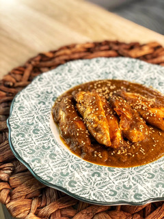 Una foto de Pechuguitas de pollo en salsa de carrilleras