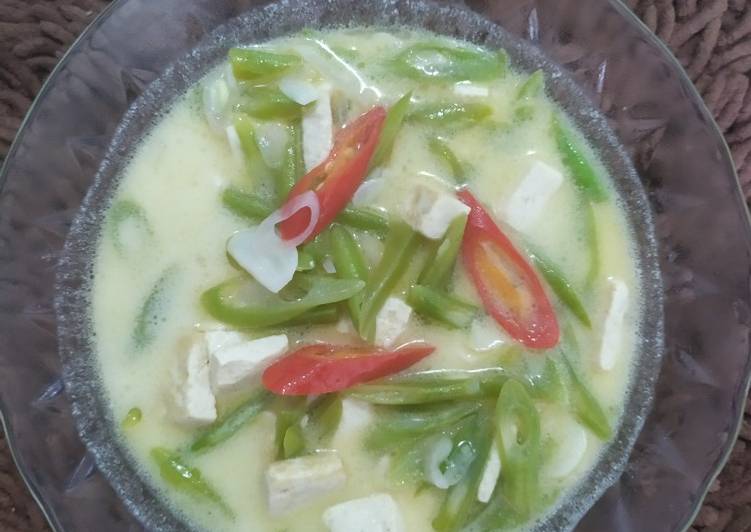 Tahu buncis kuah santan