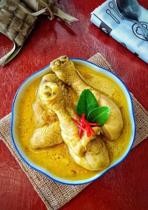 Foto resep Opor Ayam Bumbu Kuning