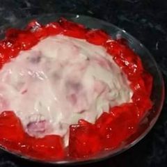 A picture of Creamy fruit custard.
