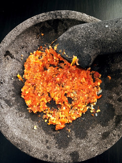 Foto resep 23. SAMBEL ala AYAM GEPUK PAK GEMBUS