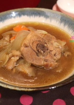 暖心洋蔥雞湯【一鍋煮】 的食譜成品照片