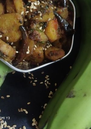 कच्चे केले की सब्जी (kacche kele ki sabzi recipe in Hindi) रेसिपी मुख्य फोटो
