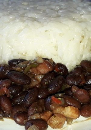 Una foto de Feijoada a mi manera