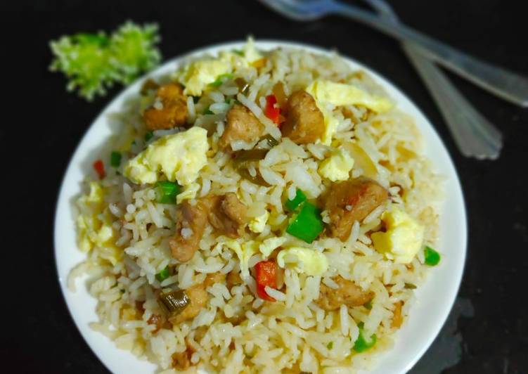 Steps to Prepare Ultimate Chicken fried rice