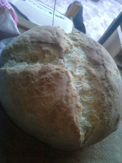 Una foto de PAN CASERO riquísimo 😋 y fácil de hacer!!!