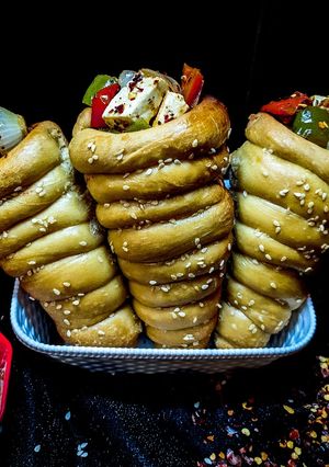 পনির পাফ কোন(Paneer Puff Cone recipe in Bengali) রেসিপির প্রধান ছবি