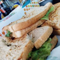A picture of Toast bread.