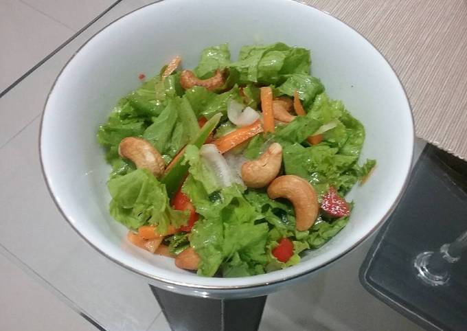 Simple Vegetables Salad