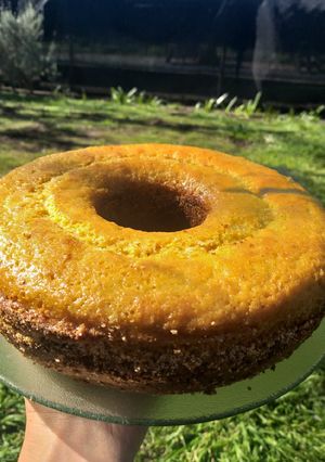Una foto de Budín de naranja 🍊 y yogurt natural