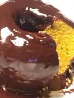 Foto de Bolo de Cenoura e Chocolate