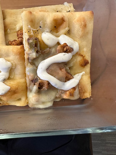 A picture of BBQ Ranch Chicken Flatbread.