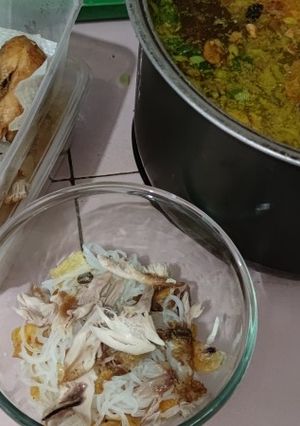 Foto resep Soto Ayam Lamongan dengan koya