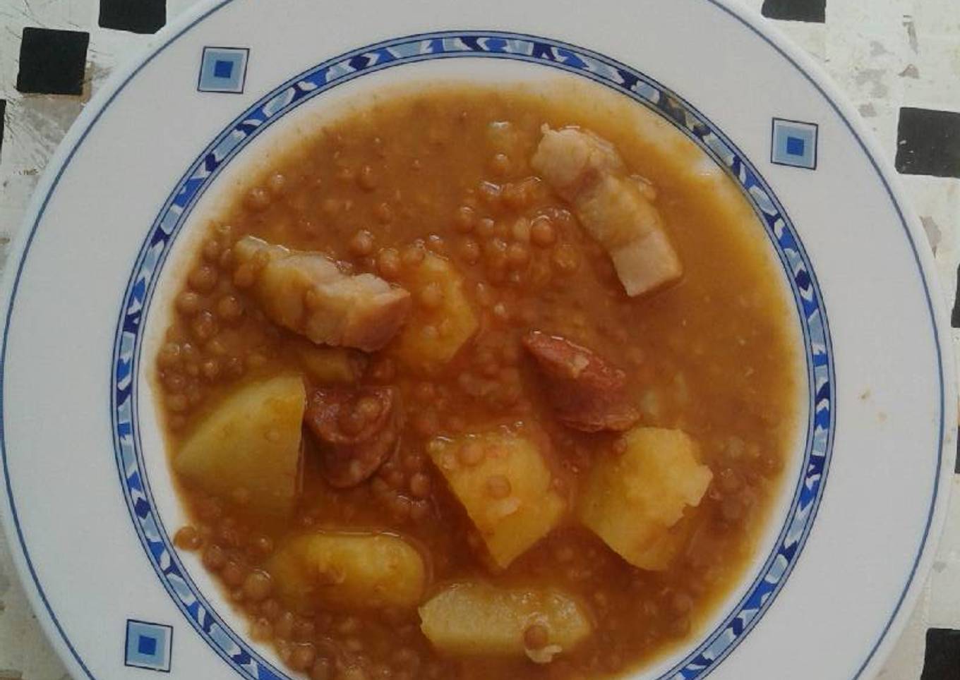 Lentejas con chorizo y tocino (a mi manera)