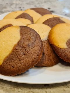 Una foto de Galletas de mantequilla bicolor