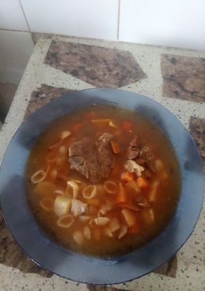Una foto de Guiso de calabacín y carne