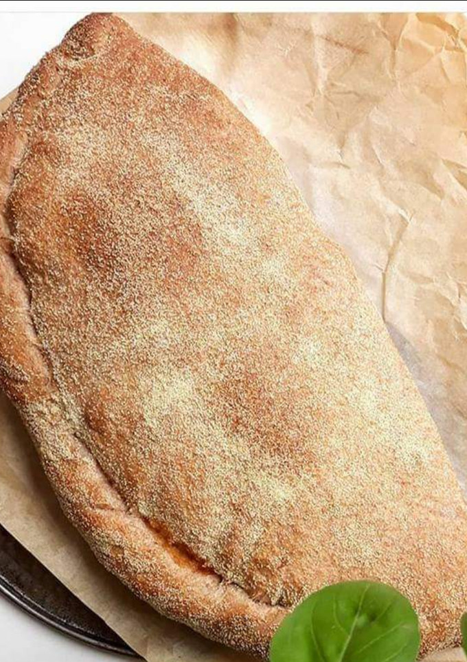 Una foto de Calzone 100% harina de espelta integral