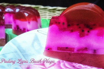 Anti Ribet, Membuat #66 Puding Lapis Buah Naga Enak
