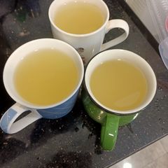 A picture of Liongcha (cooling tea) Chinese recipe.