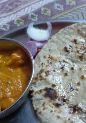 शाही पनीर (shahi paneer recipe in Hindi) रेसिपी मुख्य फोटो