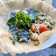 A picture of Crockpot: Herbed salmon parcels.