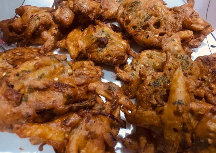 Recipe of Favorite Garam Pakoray