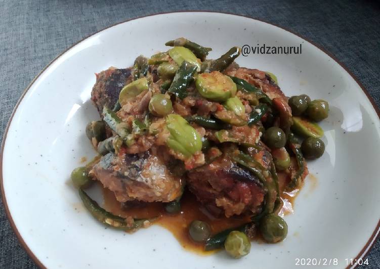 Ikan rimbang masak pedas