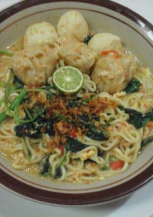 Foto resep Mie kuah bayam siomay