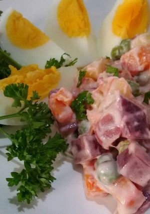 Hình của món Salad Nga .