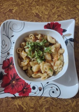 A picture of Macaroni.