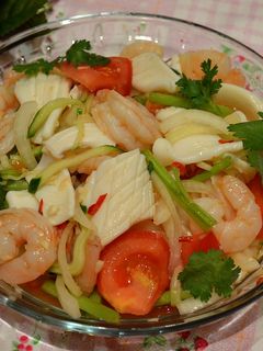 泰式涼拌海鮮 的食譜成品照片