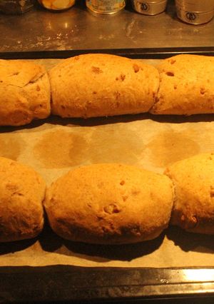 Una foto de Pan con chicharrones mestizo
