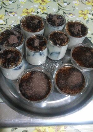 صورة لوصفة كاسات المهلبية بالقهوة والاوريو